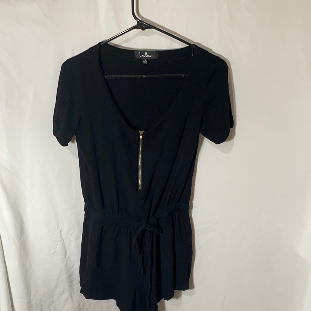 Lulus Black Short Sleeve Front Zipper Romper